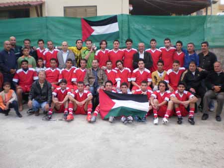 http://www.paliraq.com/images/01pho01/cyprus-haifa24-2-2010/haifa-cyprus006.jpg