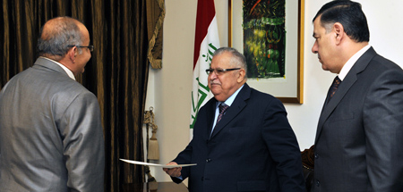 http://www.paliraq.com/images/paliraq2012/Talabani_Palestine_Ambassador_270312.jpg