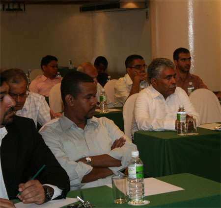 http://www.paliraq.com/images/paliraq2012/baitmaqdesmalyzia/Picture%20048.jpg