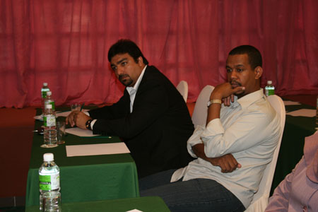 http://www.paliraq.com/images/paliraq2012/baitmaqdesmalyzia/Picture%20055.jpg