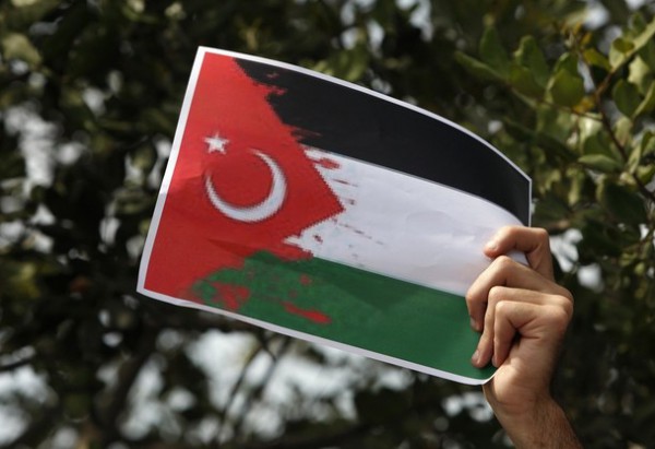 سفارتنا لدى تركيا: نقدم ما نستطيع للاجئين الفلسطينيين النازحين من سوريا