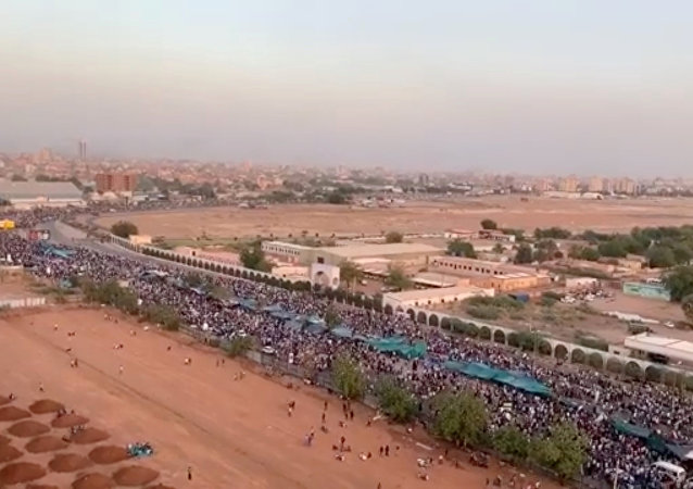 توتر الأوضاع الأمنية في السودان يضاعف معاناة الفلسطينيين النازحين من سورية