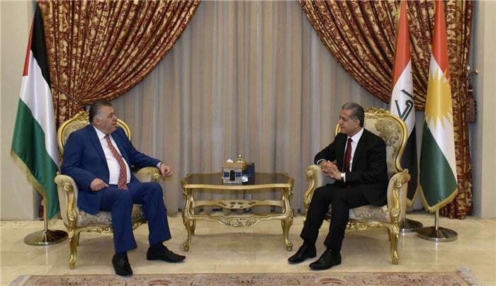 مسؤول العلاقات الخارجية بحكومة إقليم كردستان فلاح مصطفى يستقبل السفير نظمي حزوري القنصل العام الفلسطيني لدى الإقليم