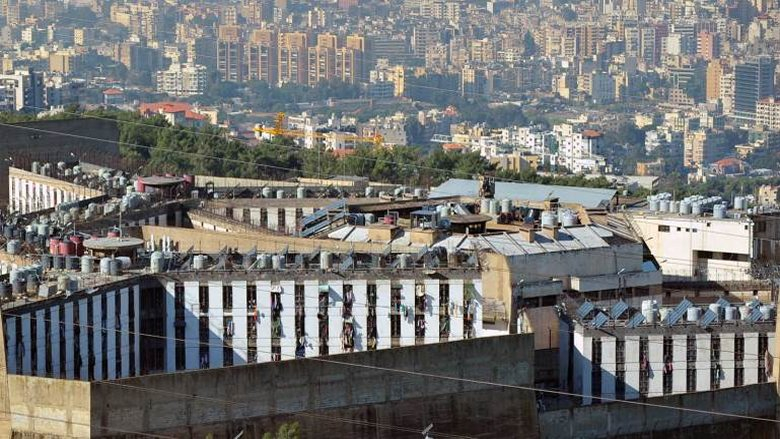 القوى الفلسطينية تطالب السلطات اللبنانية بإنهاء معاناة السجناء