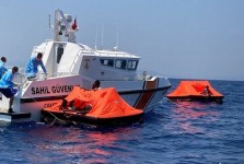 بينهم فلسطينيين .. تركيا تنقذ 929 طالب لجوء خلال 30 يوماً بعد رفض اليونان استقبالهم