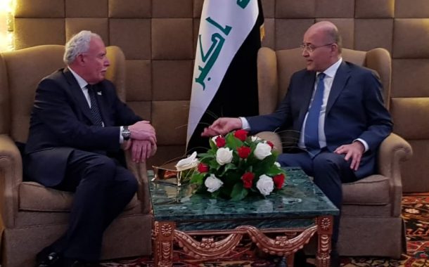 الرئيس الفلسطيني يوجه دعوة لرئيس العراق لزيارة فلسطين .. رئيس العراق يعبر عن سعادته بهذه الدعوة
