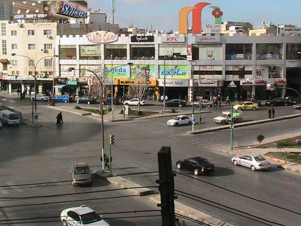 رسالة من الأخت أم حمزة المرزوق تعرض فيها معاناتهم في الأردن