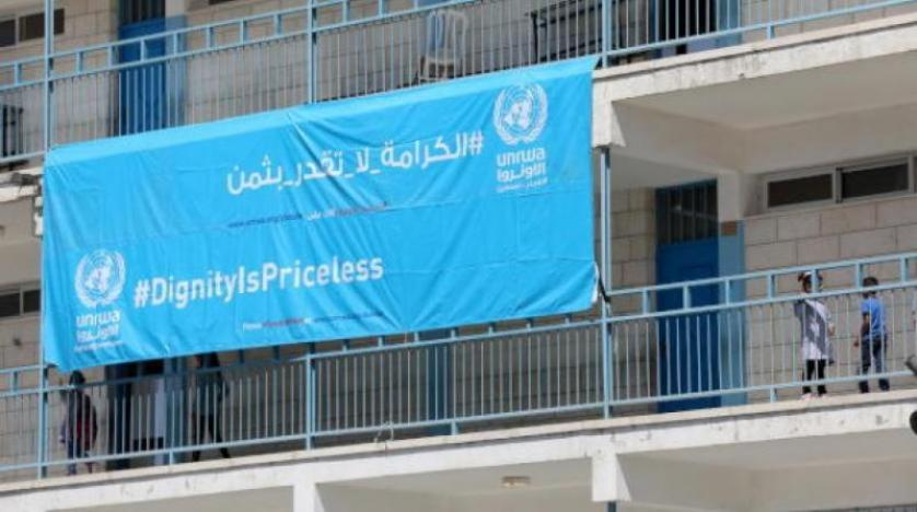 صحيفة "عبرية" تهاجم التمديد للأونروا وتحرض لتوطين لاجئي فلسطين في الدول العربية